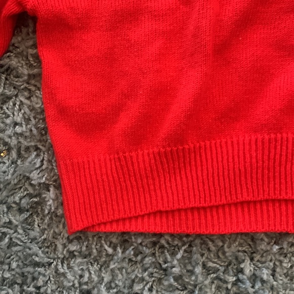H&M red sweater - Picture 2 of 3
